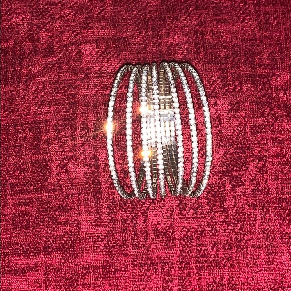Swarovski Crystal bracelet. Make me a OFFER! 💚